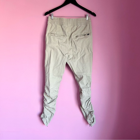 ❗️2/$20❗️ HM Size 30 Tan Pants with Cinched Legs - Picture 5 of 7